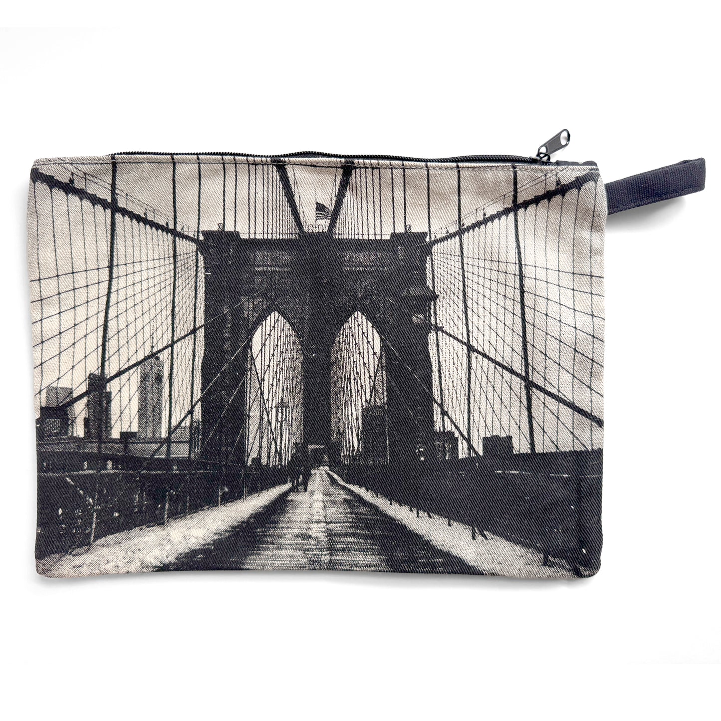 Brooklyn Bridge Graphic Zipper Pouch