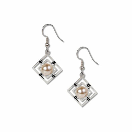 Pendientes: hierro forjado de Ellis Island