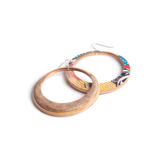 Pendientes de aro grandes y brillantes